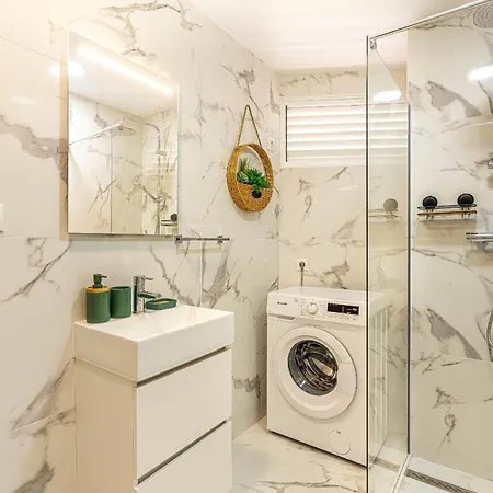 Ponderosa 208 Americas *